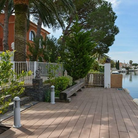 Villa Requesens On Canal Empuriabrava Esterno foto